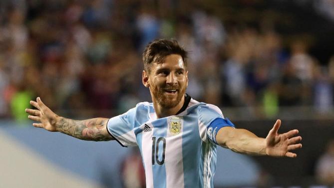 Messi grabs second-half hat-trick as Argentina demolish Panama