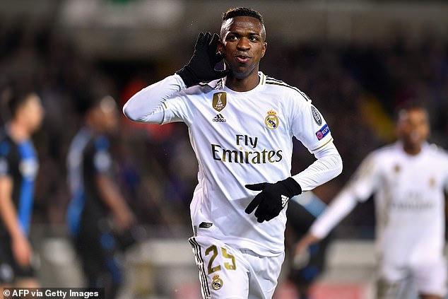 Man Utd handed Vinicius Jr transfer boost as Real Madrid 'make room for  Kylian Mbappe' - Mirror Online