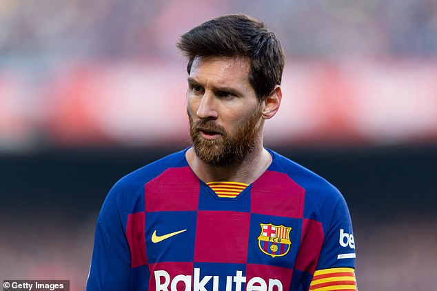 Omleiden Het spijt me Begraafplaats De Jong reveals Messi still in Barcelona WhatsApp group amid transfer saga