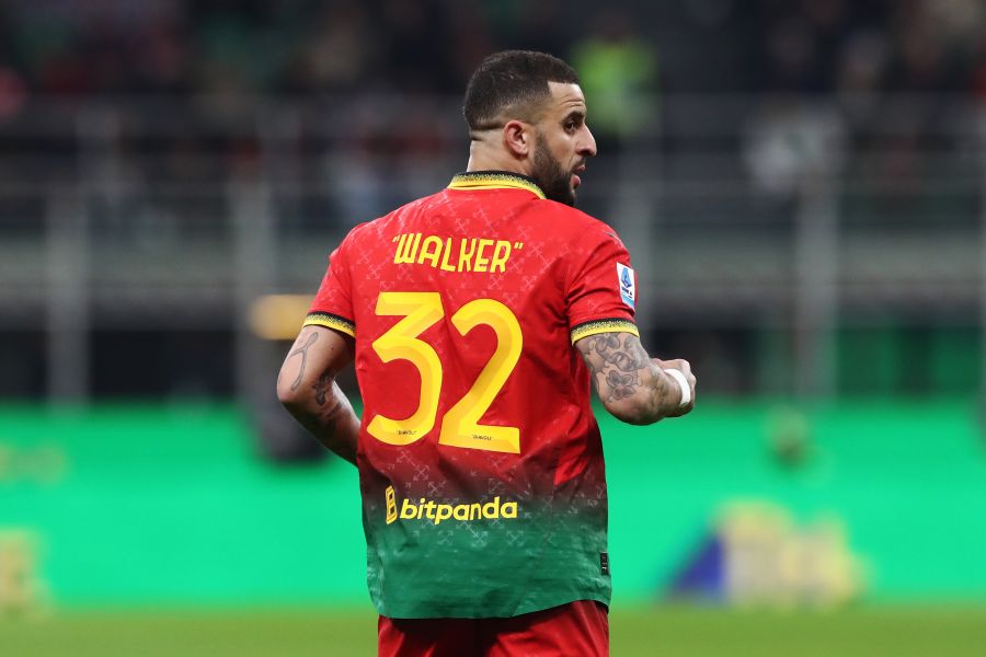 Walker Fractures His Elbow, Manchester City Eye Milan Star